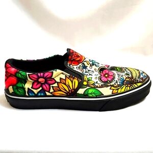 Groove Bags & Customkicks Sugar Skull Floral Slip-on Sneakers (M Size 7)